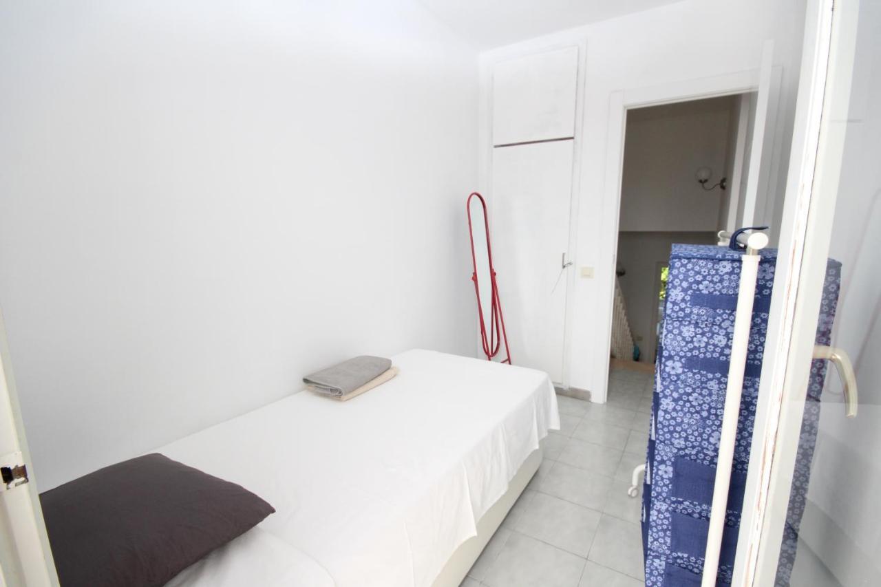Casa En Junto A Playa Y Tren El Masnou