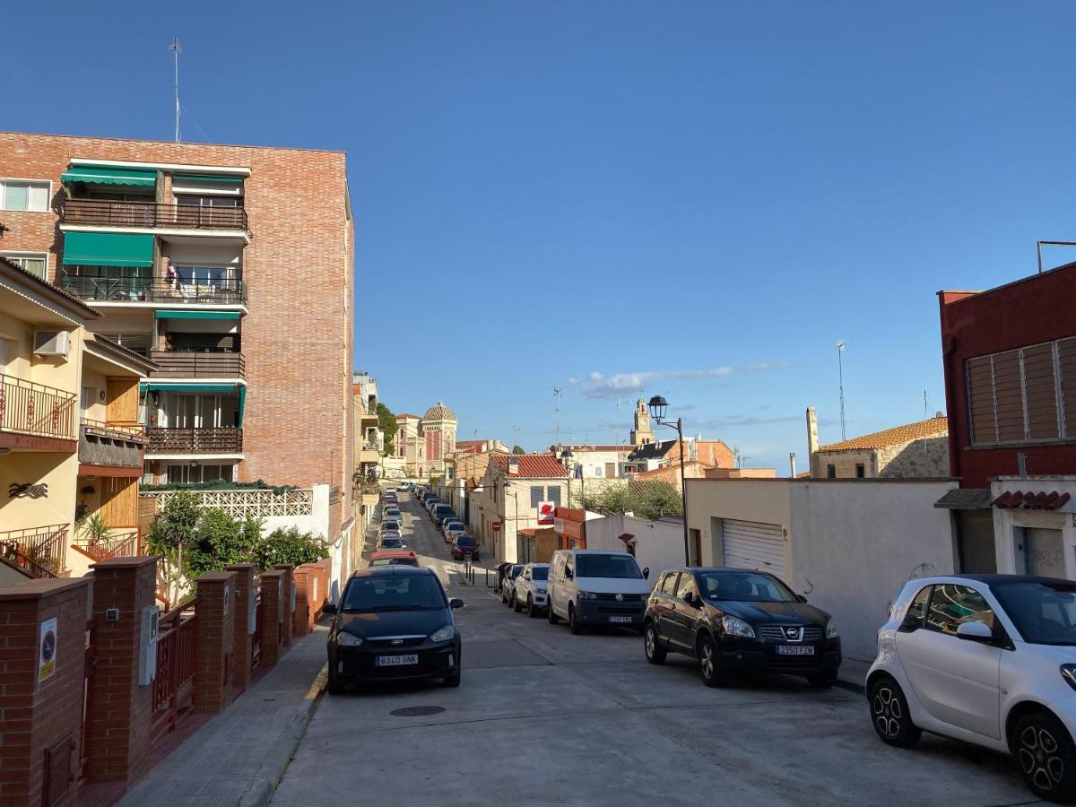 Casa En Junto A Playa Y Tren Vakantiehuis